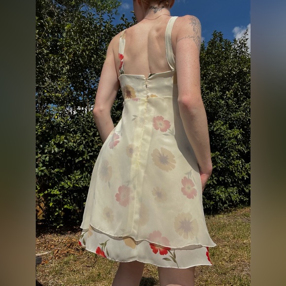 Vintage Floral Dress💐 - Picture 3 of 5